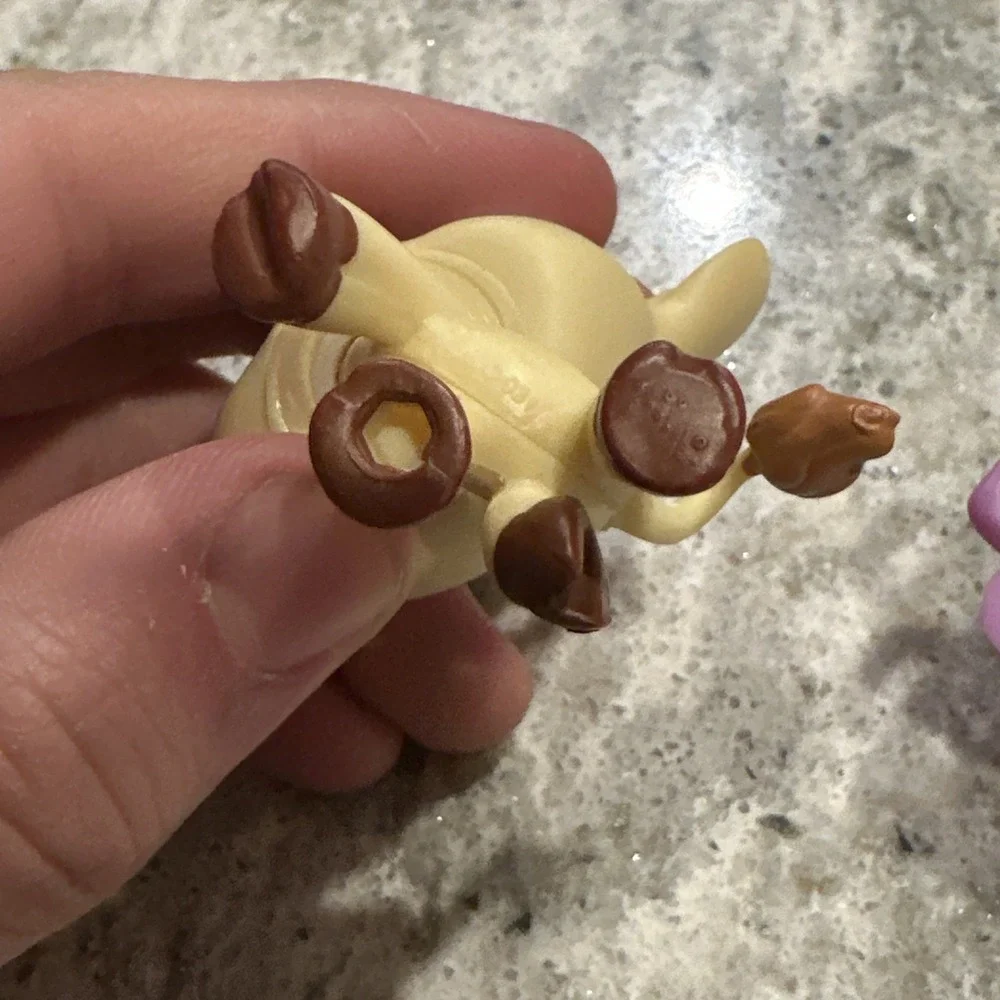 Authentic Littlest Pet Shop #970 Brown Beige Cow W/ Purple Bowl Toy Vintage Y2K